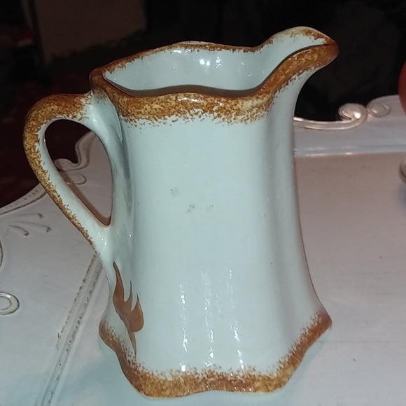 Vth Clinchfield Artware Hand Ptd Creamer Pitcher - Picture 3 of 5